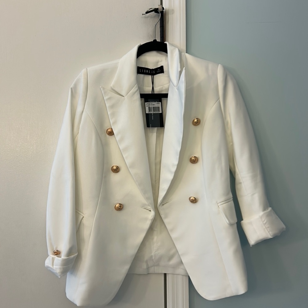 Lioness white blazer xs